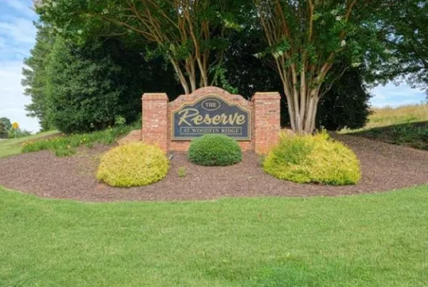 $250,000 | 725 East Long Bay Drive, Inman, SC 29349