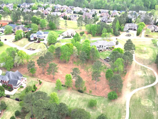 $250,000 | 725 East Long Bay Drive, Inman, SC 29349
