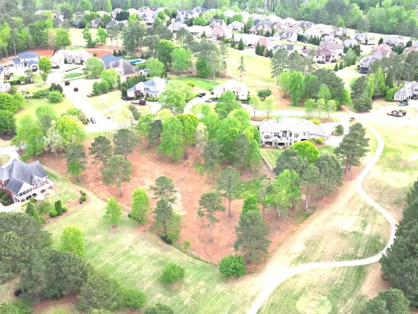 $250,000 | 725 East Long Bay Drive, Inman, SC 29349