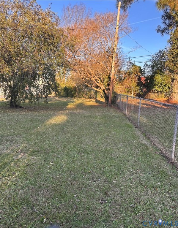 4018 Norborne Road Richmond, VA 23234 - Photo 15 of 15 View of yard