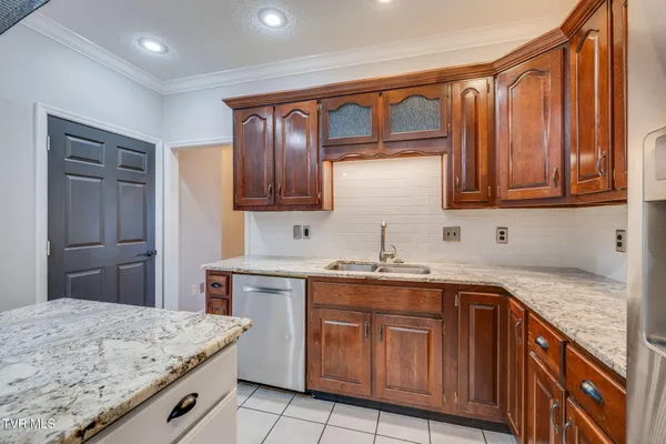 $595,000 | 1001 Fiddlers Way, Kingsport, TN 37664