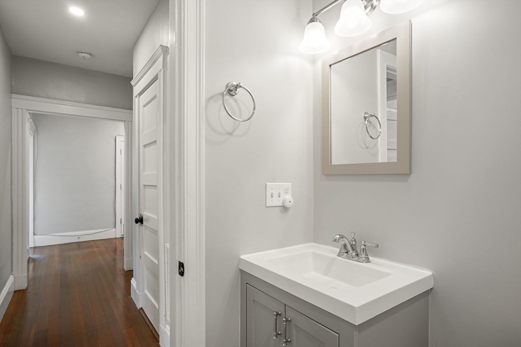 17 Howes Street, Unit 1 Boston, MA 02125 - Photo 10 of 15