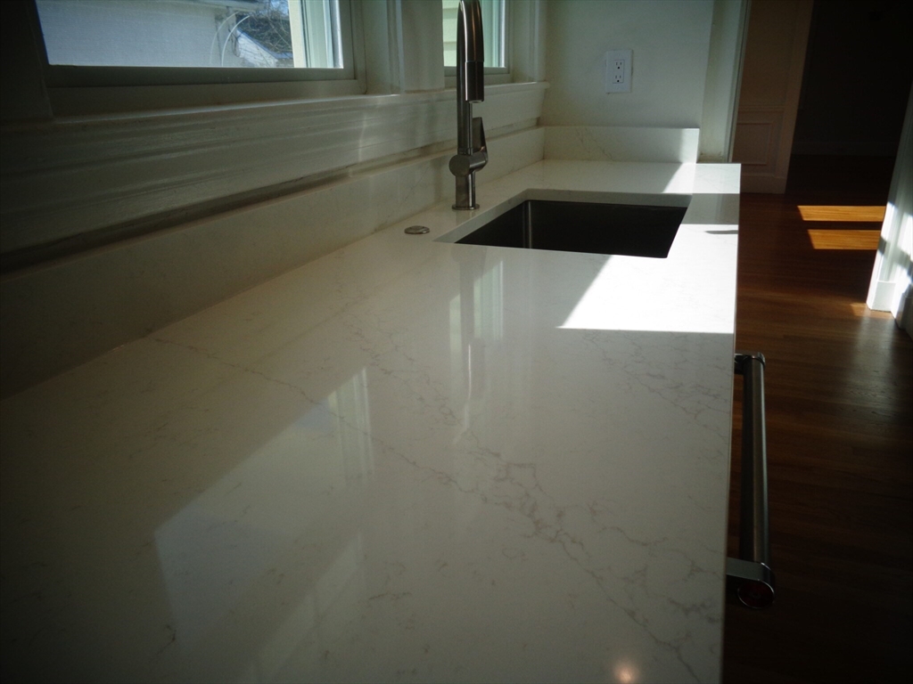 13 Clarendon Road, Unit 2 Belmont, MA 02478 - Photo 4 of 26