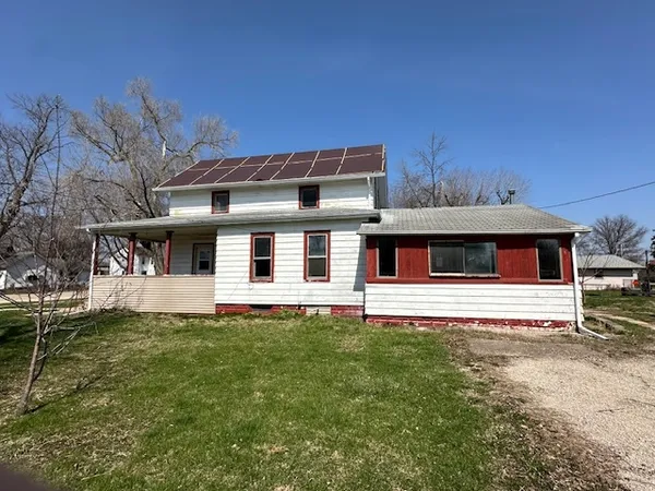 $70,000 | 102 North Jackson Street, Gardner, IL 60424