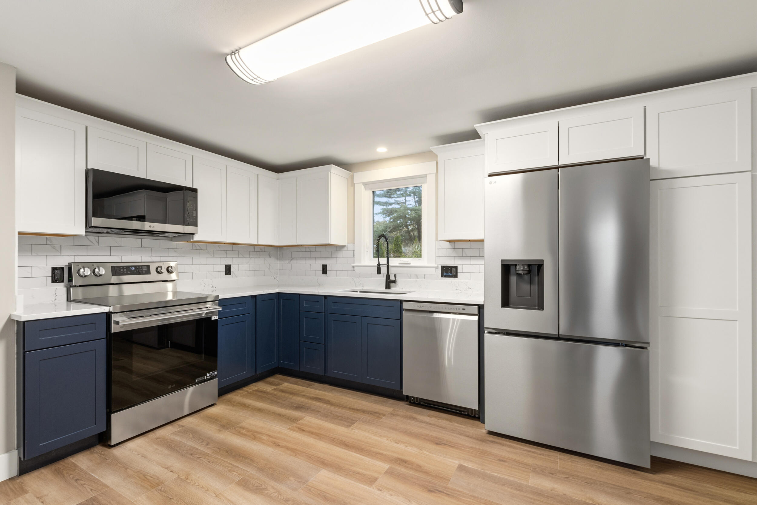 64 Coach Road South Portland, ME 04106 - Photo 5 of 38 64 coach rd, south portland, me 04106, u