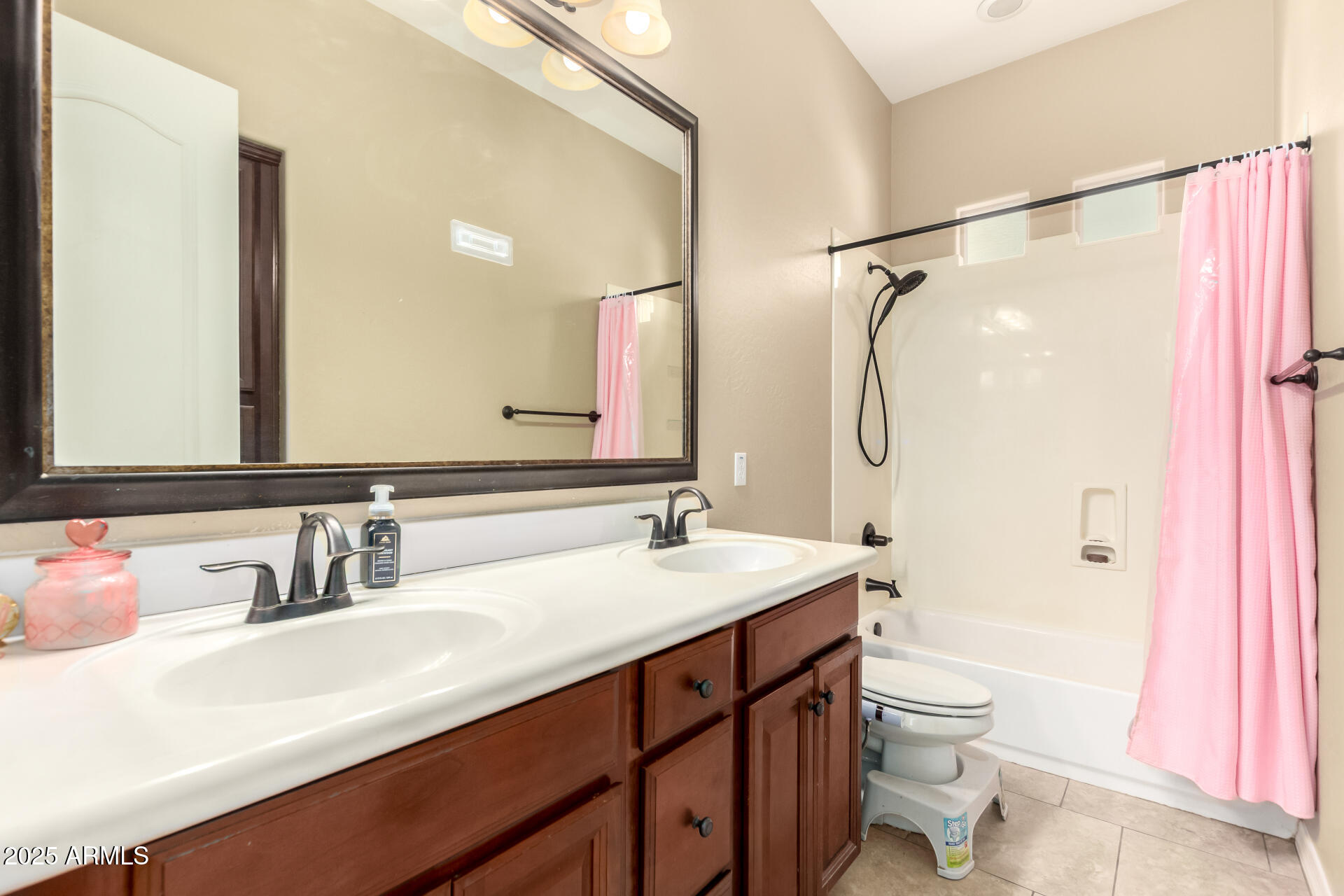 3420 East Bart Street Gilbert, AZ 85295 - Photo 25 of 47 Guest Bathroom
