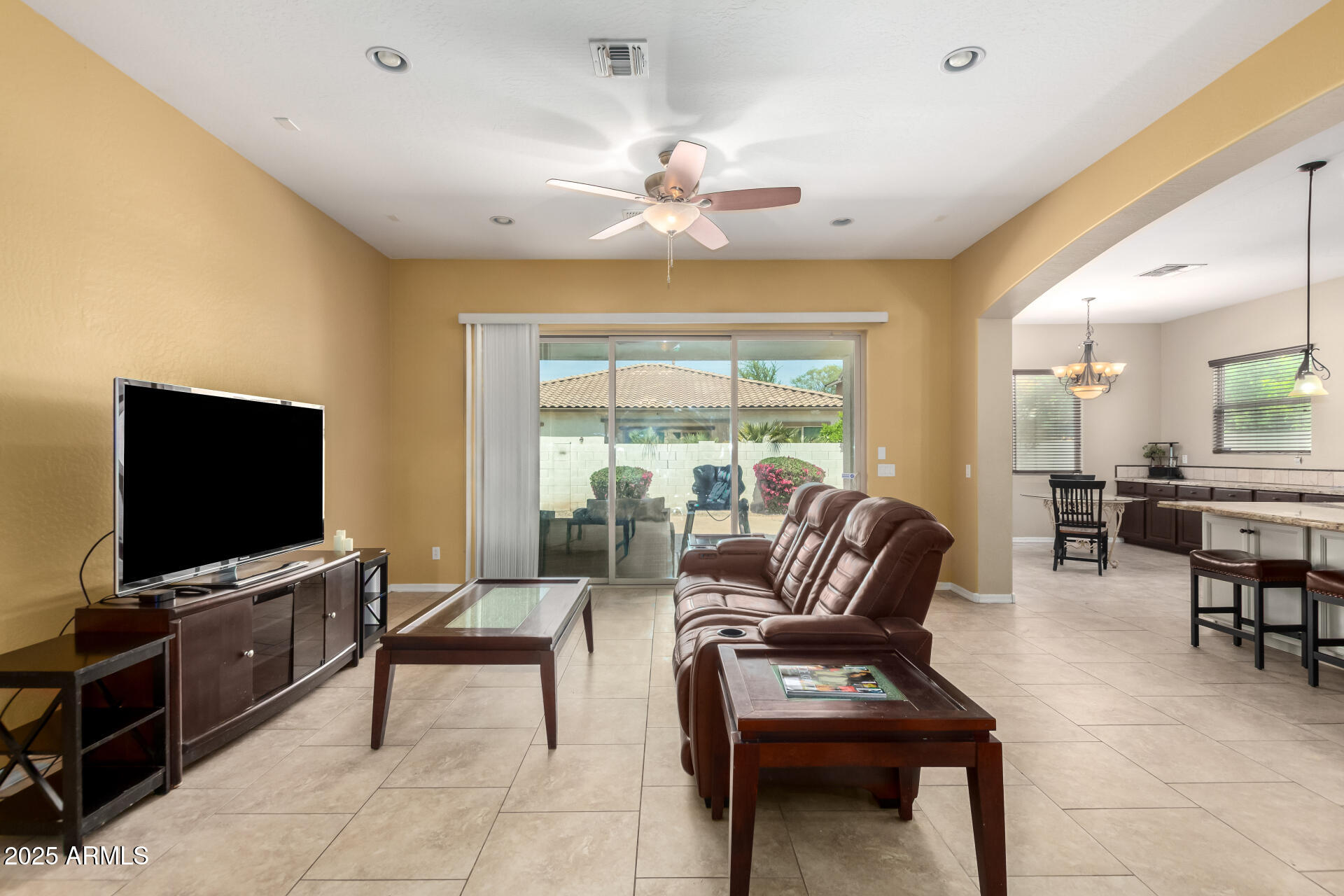 3420 East Bart Street Gilbert, AZ 85295 - Photo 8 of 47 Great room to Patio