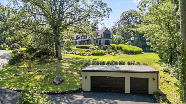 a picture of floor plan