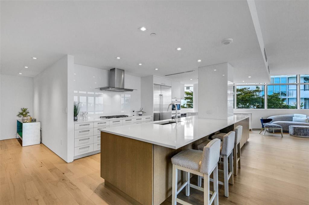 280 Golden Gate Point, Unit 200 Sarasota, FL 34236 - Photo 13 of 94