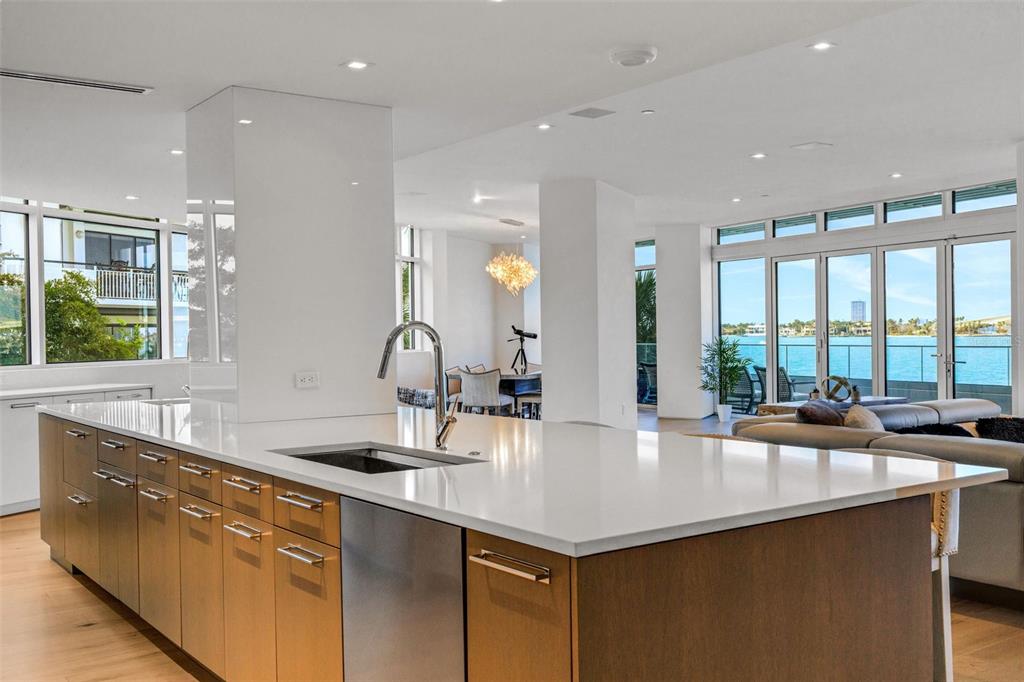 280 Golden Gate Point, Unit 200 Sarasota, FL 34236 - Photo 2 of 94