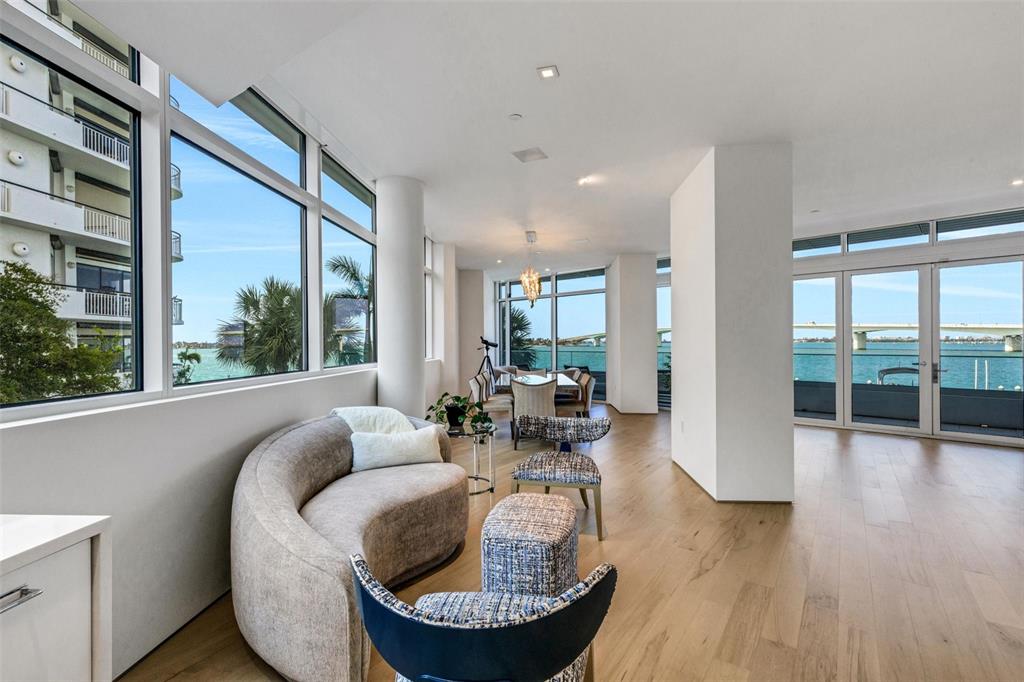 280 Golden Gate Point, Unit 200 Sarasota, FL 34236 - Photo 22 of 94