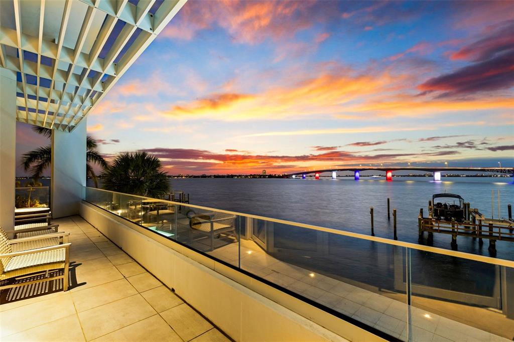 280 Golden Gate Point, Unit 200 Sarasota, FL 34236 - Photo 31 of 94