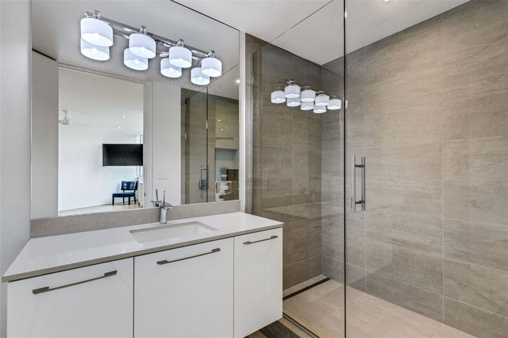 280 Golden Gate Point, Unit 200 Sarasota, FL 34236 - Photo 56 of 94