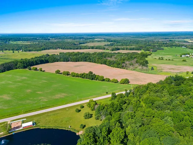 $415,000 | Cty Road, Leopolis, WI 54948