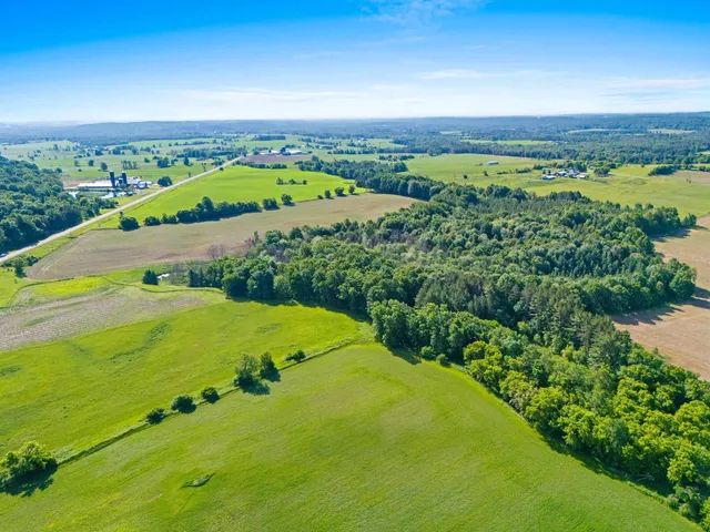 $415,000 | Cty Road, Leopolis, WI 54948