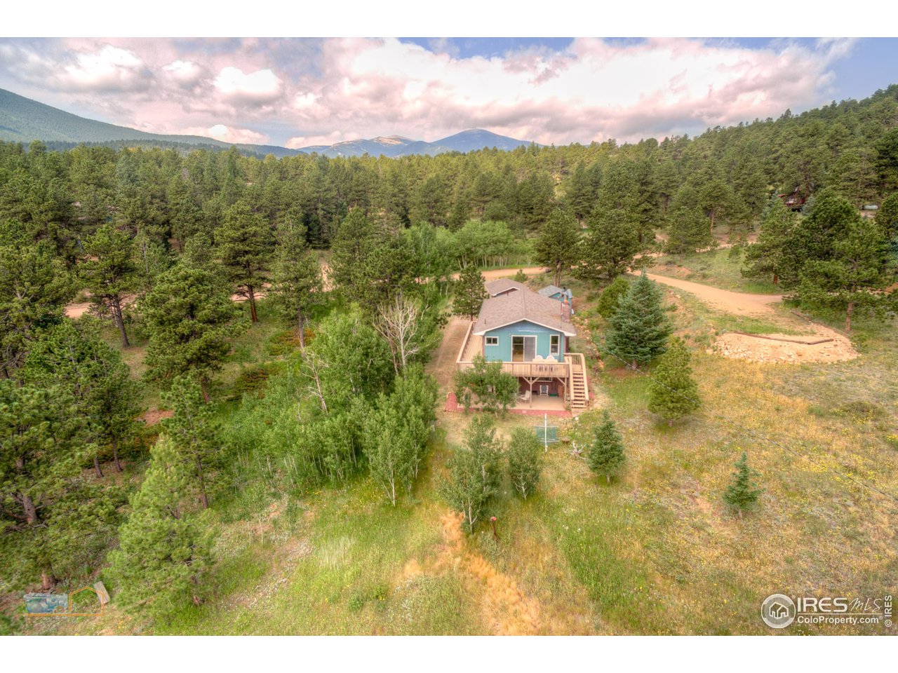 336 Taylor Road Lyons, CO 80540 - Photo 33 of 37 Gallery Image 33