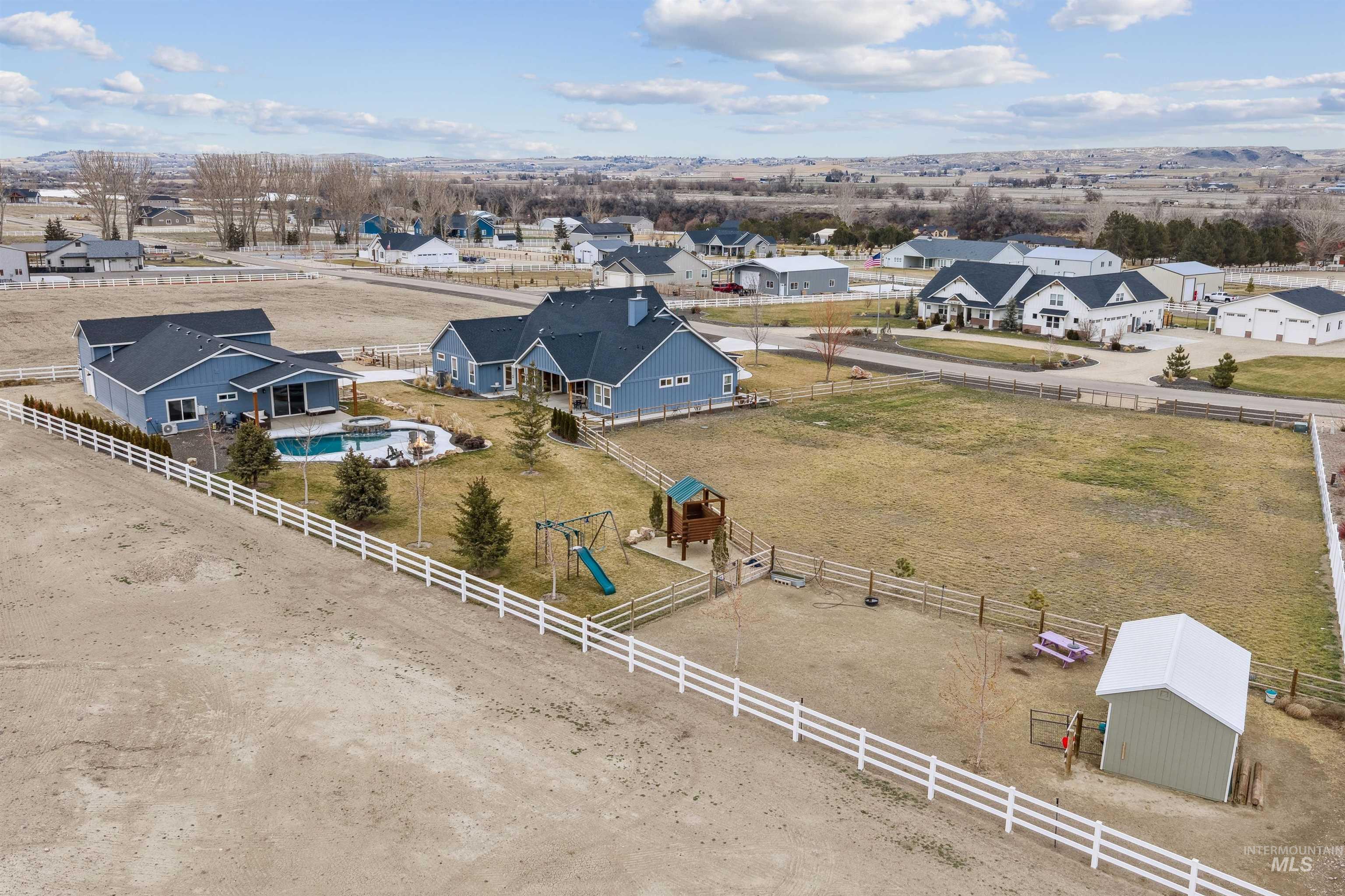 547 Bass Run Lane Marsing, ID 83639 - Photo 9 of 49 Aerial perspective of suburban area