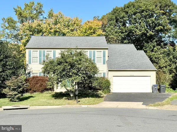 $4,000 | 13202 Mountain Ash Court, Woodbridge, VA 22192