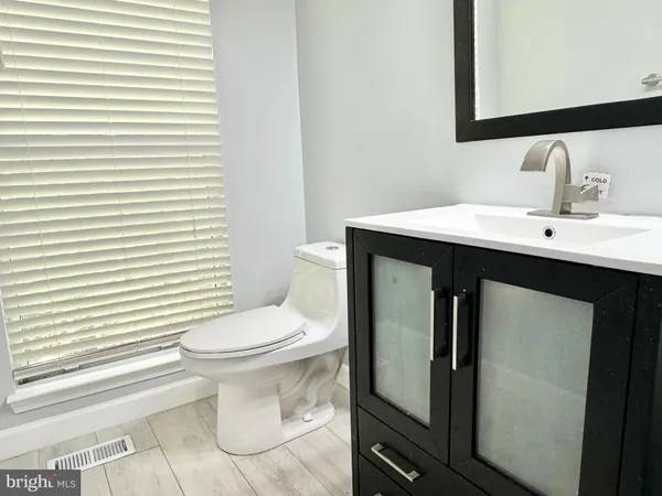 $4,000 | 13202 Mountain Ash Court, Woodbridge, VA 22192