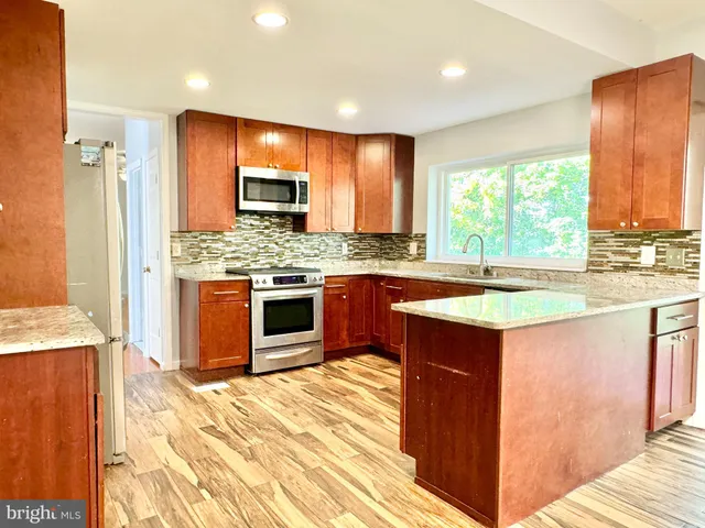 $4,000 | 13202 Mountain Ash Court, Woodbridge, VA 22192