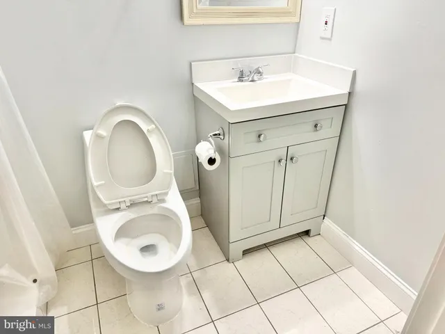 $4,000 | 13202 Mountain Ash Court, Woodbridge, VA 22192