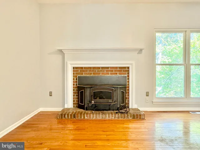 $4,000 | 13202 Mountain Ash Court, Woodbridge, VA 22192