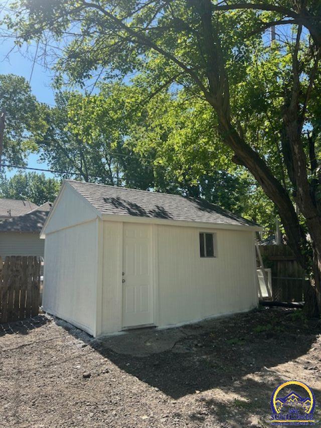 1024 Southwest Clay Street Topeka, KS 66604 - Photo 27 of 27