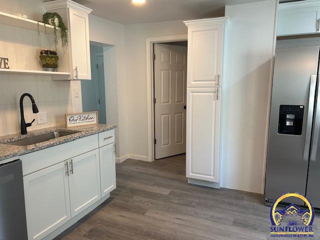 1024 Southwest Clay Street Topeka, KS 66604 - Photo 6 of 27 Kitchen