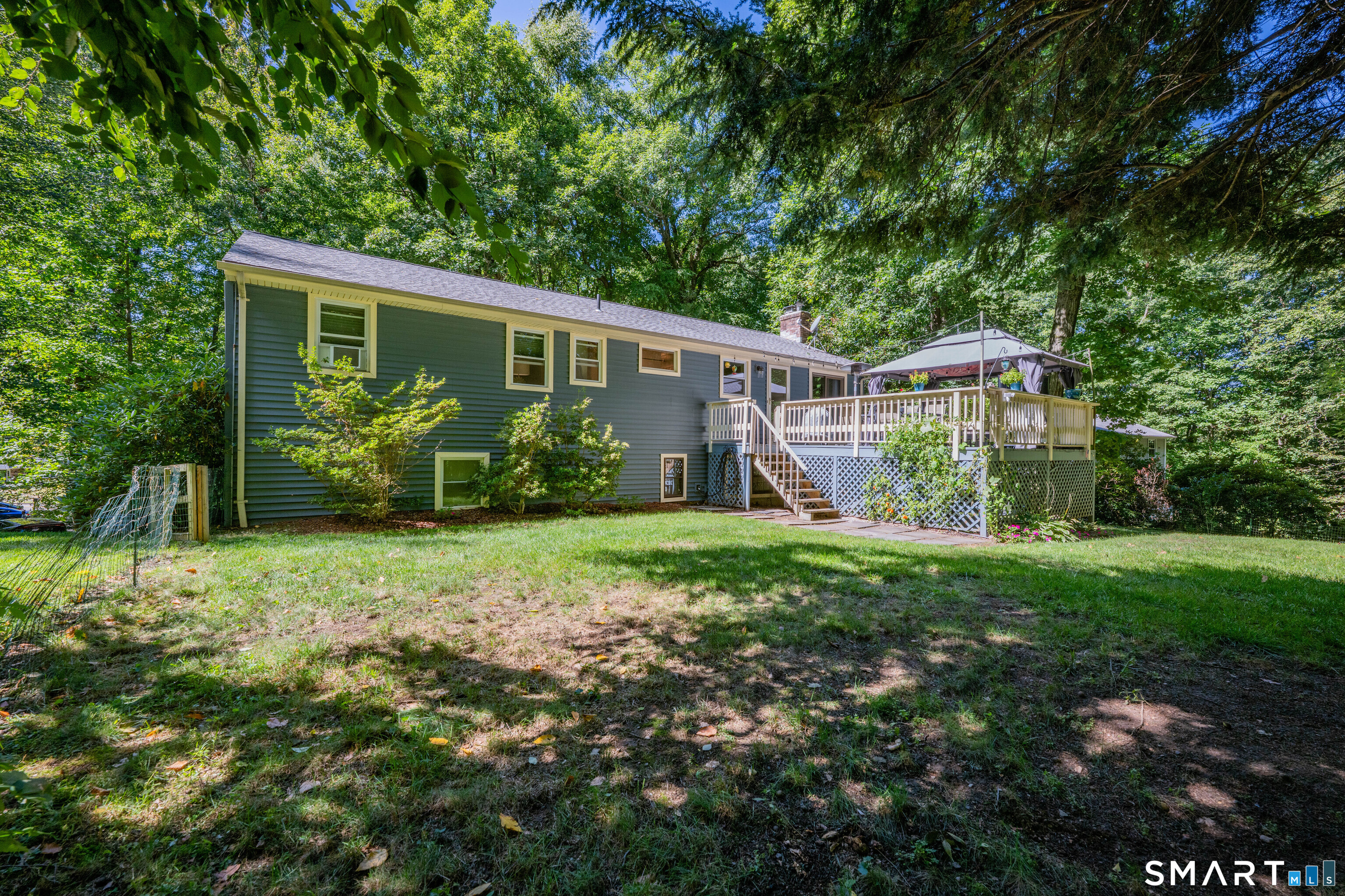 805 Neipsic Road Glastonbury, CT 06033 - Photo 4 of 32 Gallery Image 4