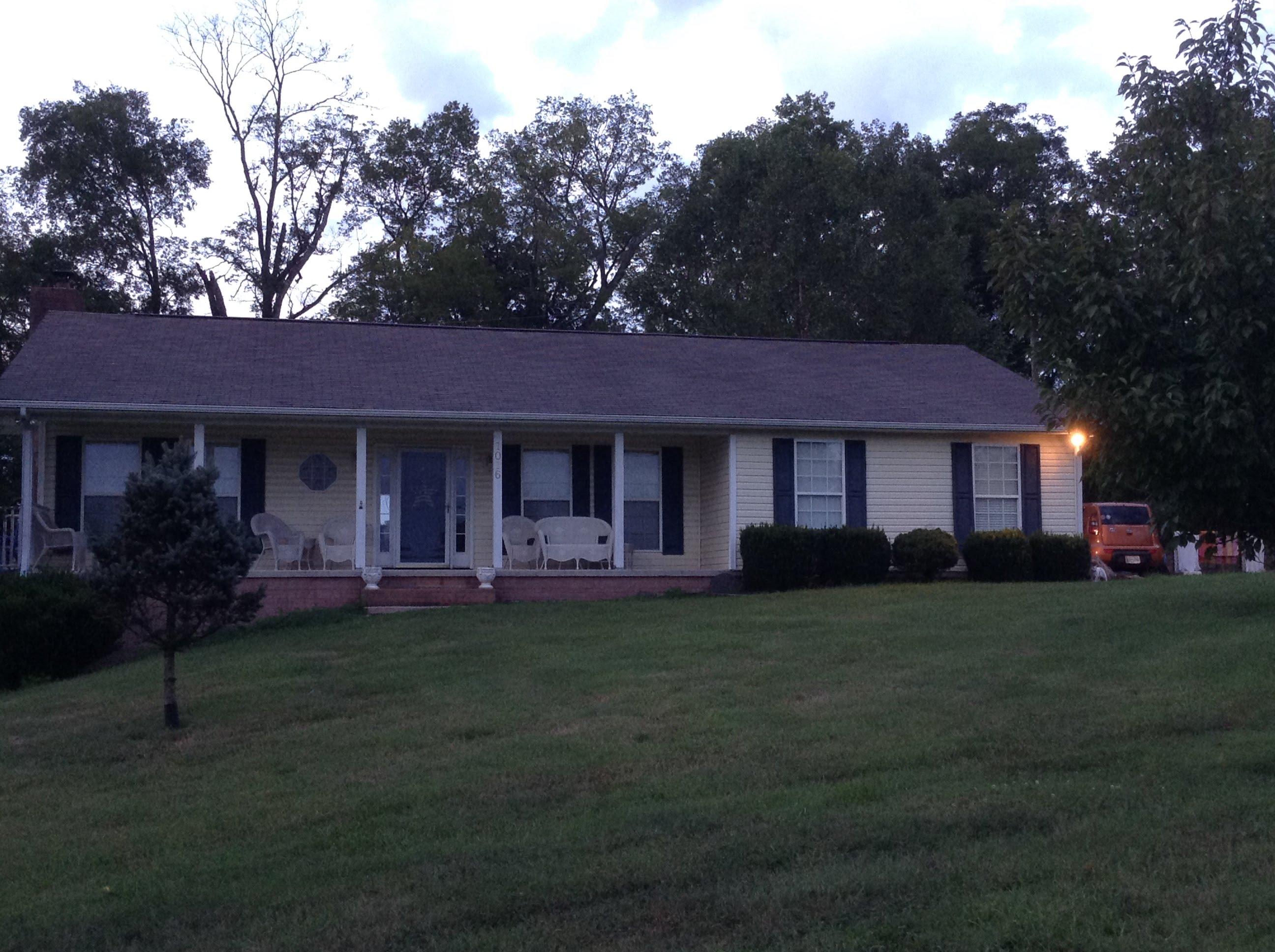 1016 Graves Road Strawberry Plains, TN 37871 - Photo 2 of 24 IMG_4306