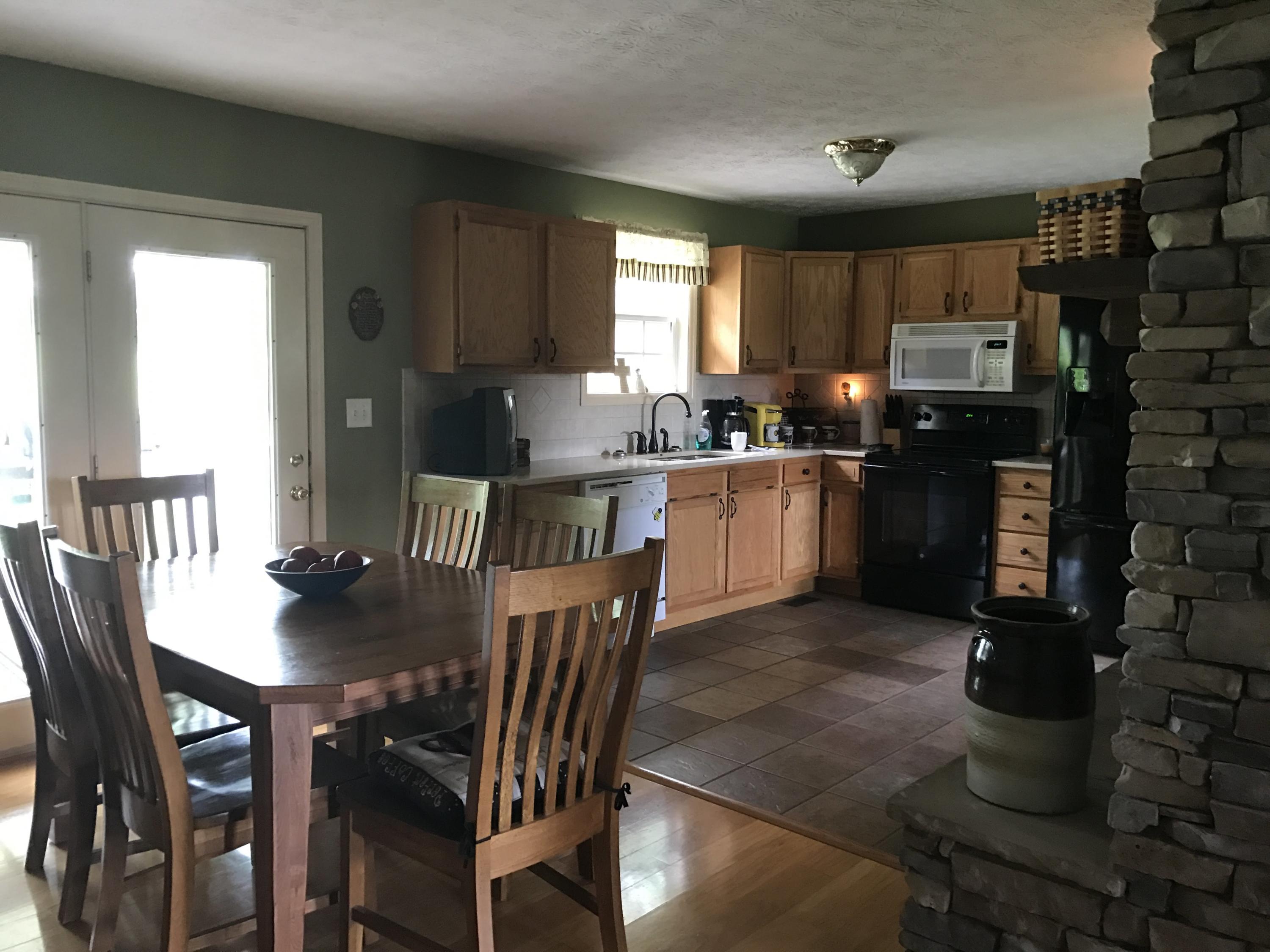 1016 Graves Road Strawberry Plains, TN 37871 - Photo 5 of 24 IMG_2696