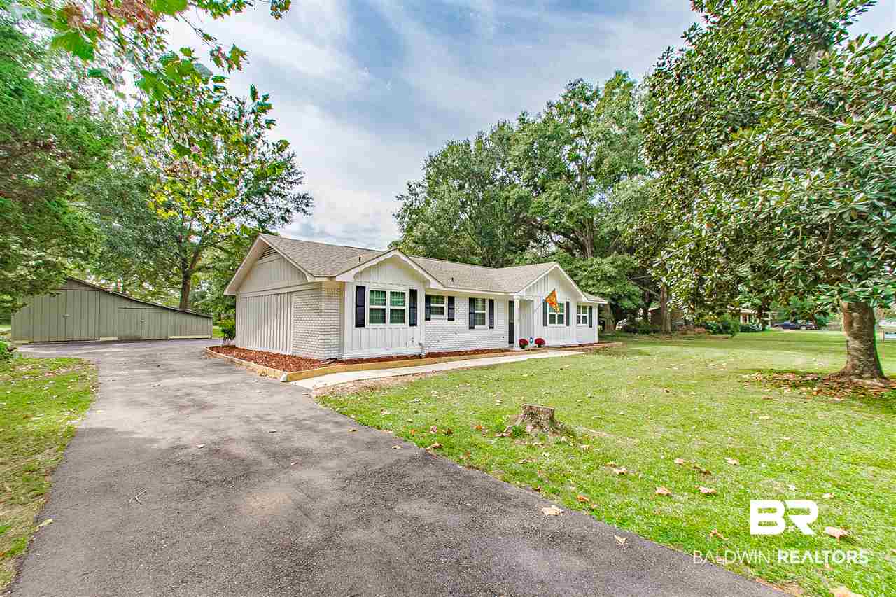 9770 Pleasant Road Daphne, AL 36526 - Photo 2 of 40
