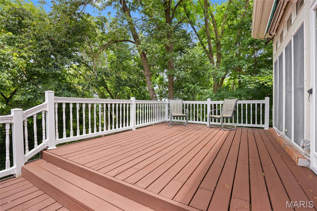 14316 Spyglass Ridge Chesterfield, MO 63017 - Photo 40 of 43