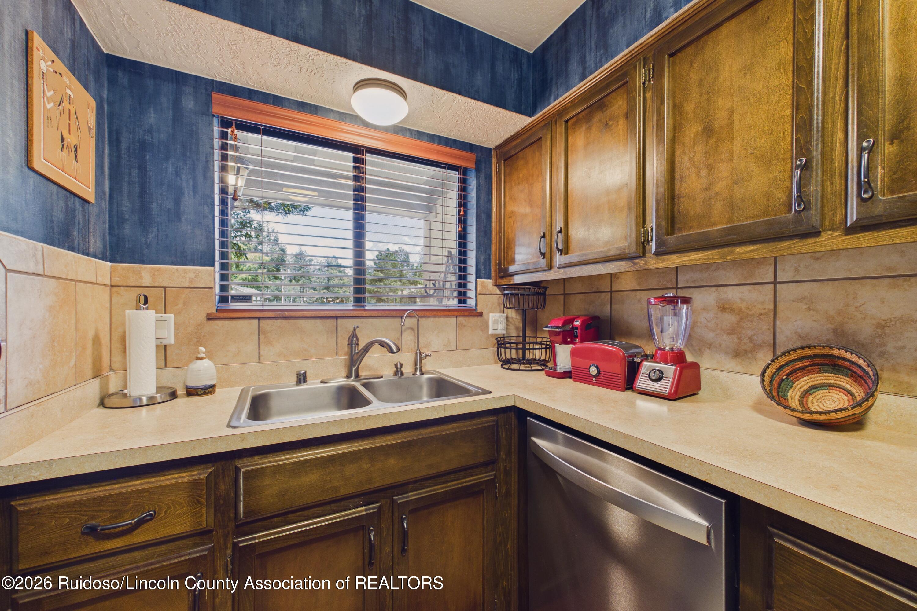 214 Metz Drive, Unit 227 Ruidoso, NM 88345 - Photo 11 of 70 Gallery Image 11
