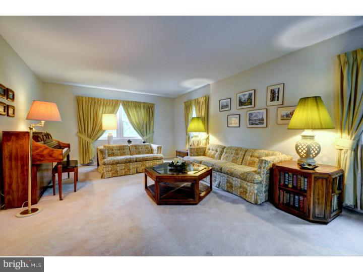 136 Conover Road Princeton Junction, NJ 08550 - Photo 5 of 23