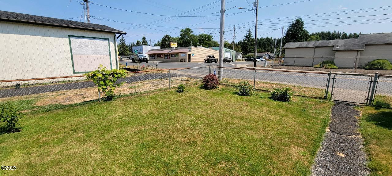175-195 North Gaither Street Siletz, OR 97380 - Photo 27 of 28 56464