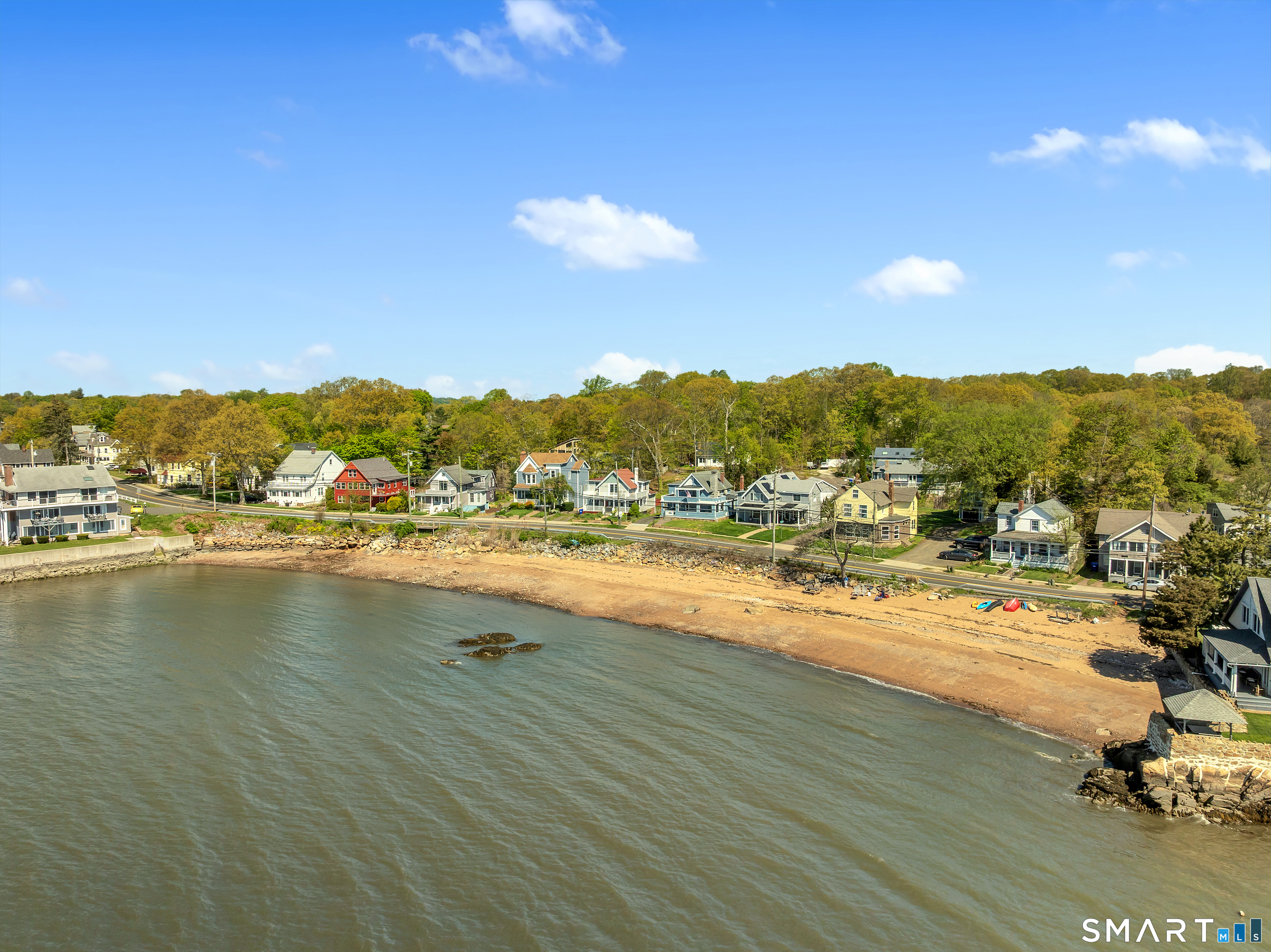 58 Grove Street Branford, CT 06405 - Photo 21 of 38