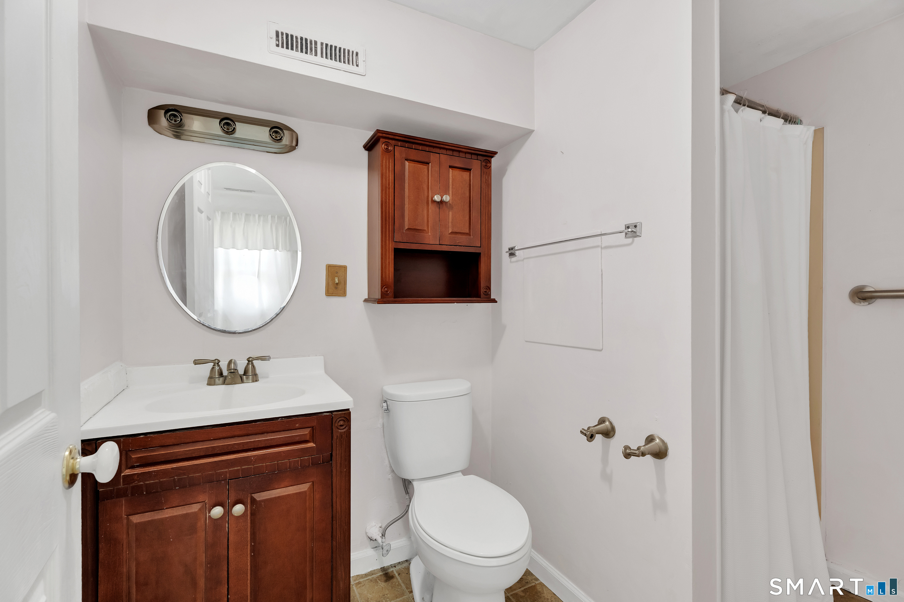 58 Grove Street Branford, CT 06405 - Photo 34 of 38
