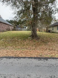 $18,000 | 202 Grossie Drive, Lafayette, LA 70501