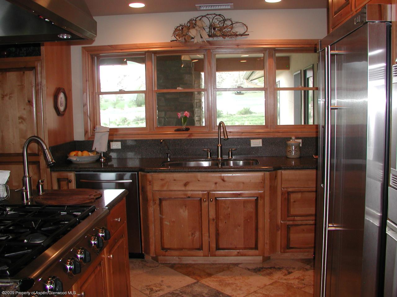 375 County Road 251 Rifle, CO 81650 - Photo 8 of 22 Kitchen
