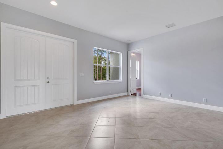 16934 72nd Road North The Acreage, FL 33470 - Photo 3 of 19 Family