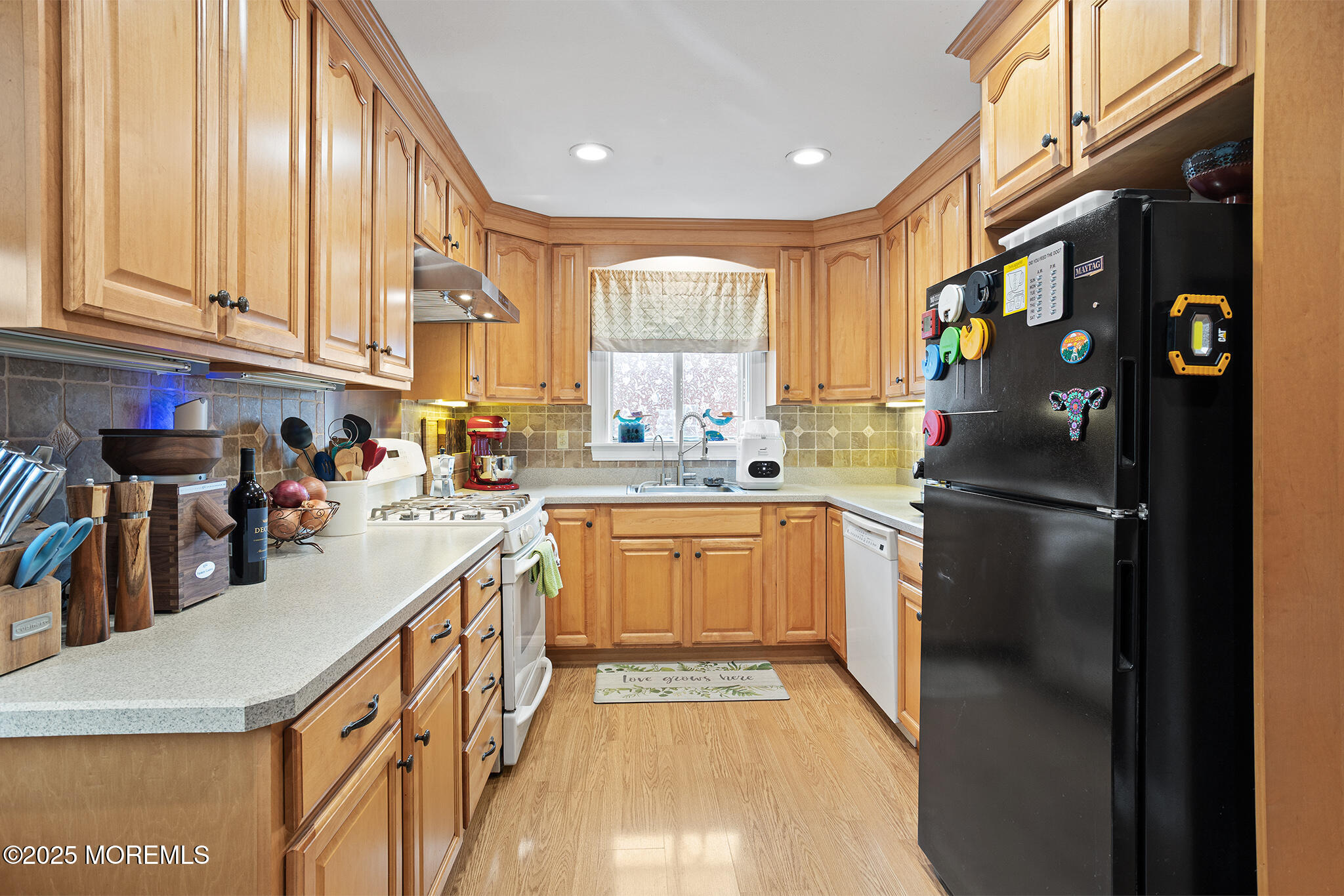 4 Graham Rd Allentown, NJ-14