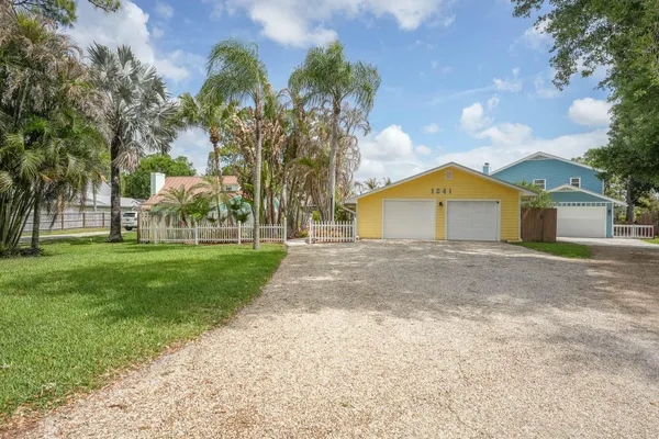 $848,000 | 1341 Southwest Evergreen Lane, Palm City, FL 34990