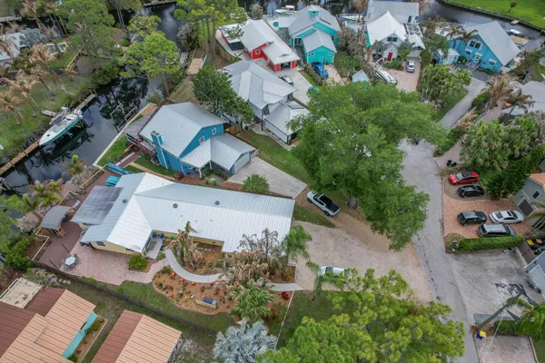 $848,000 | 1341 Southwest Evergreen Lane, Palm City, FL 34990