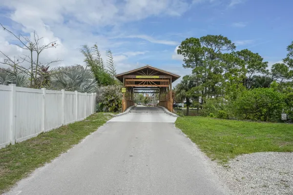 $848,000 | 1341 Southwest Evergreen Lane, Palm City, FL 34990