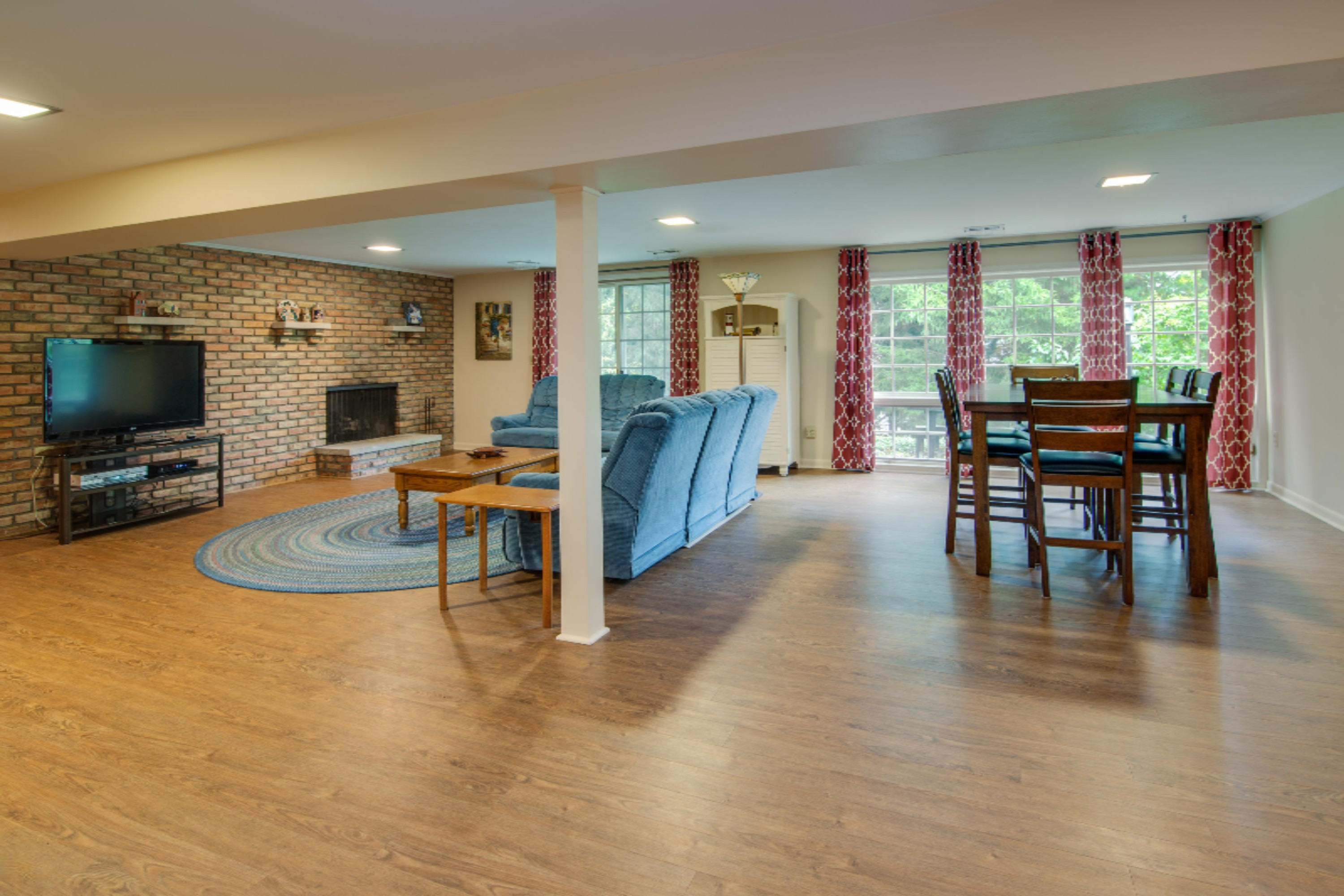 645 East Ridge Circle Kalamazoo, MI 49009 - Photo 19 of 35 645_E_Ridge_Circle-18