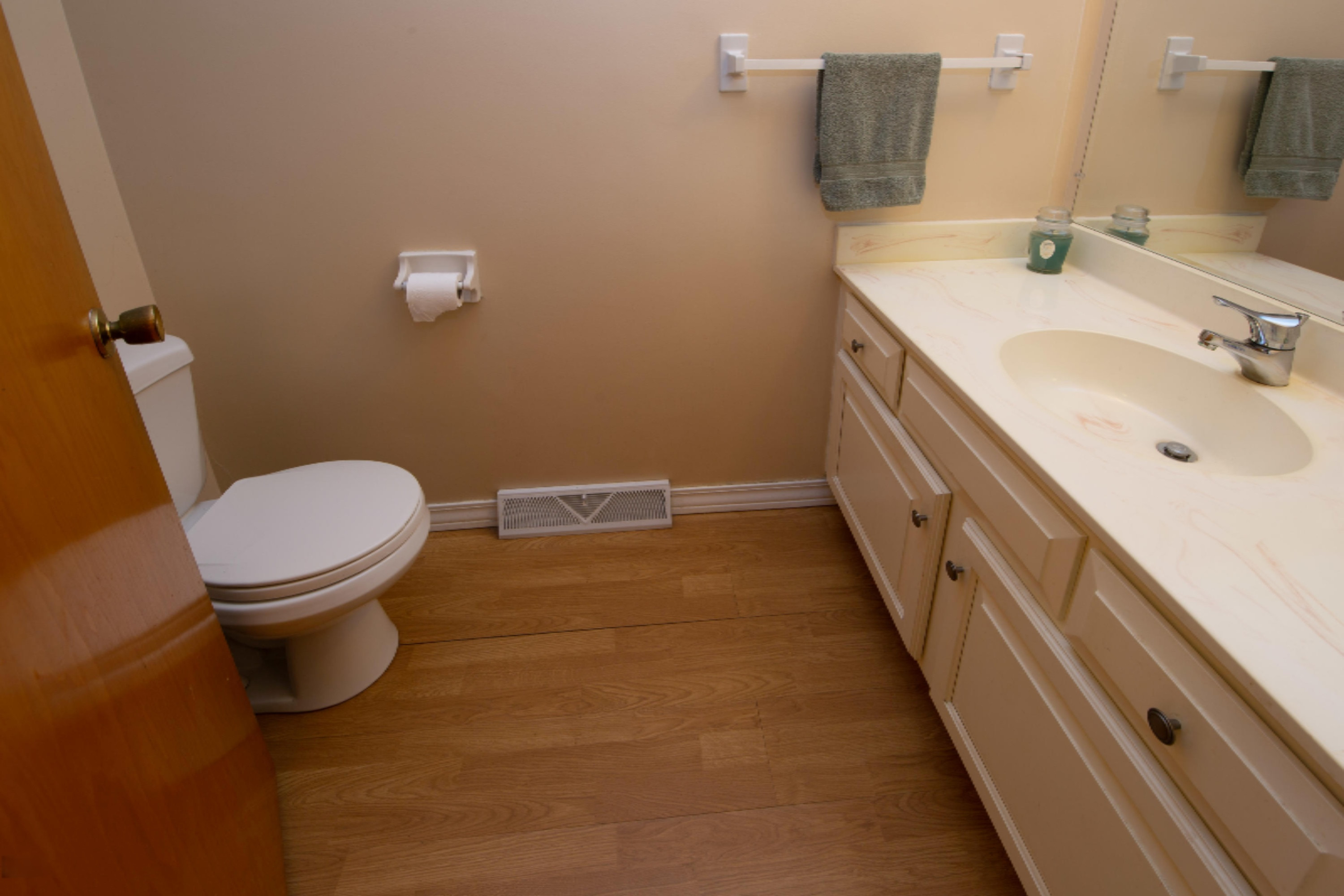 645 East Ridge Circle Kalamazoo, MI 49009 - Photo 25 of 35 645_E_Ridge_Circle-24