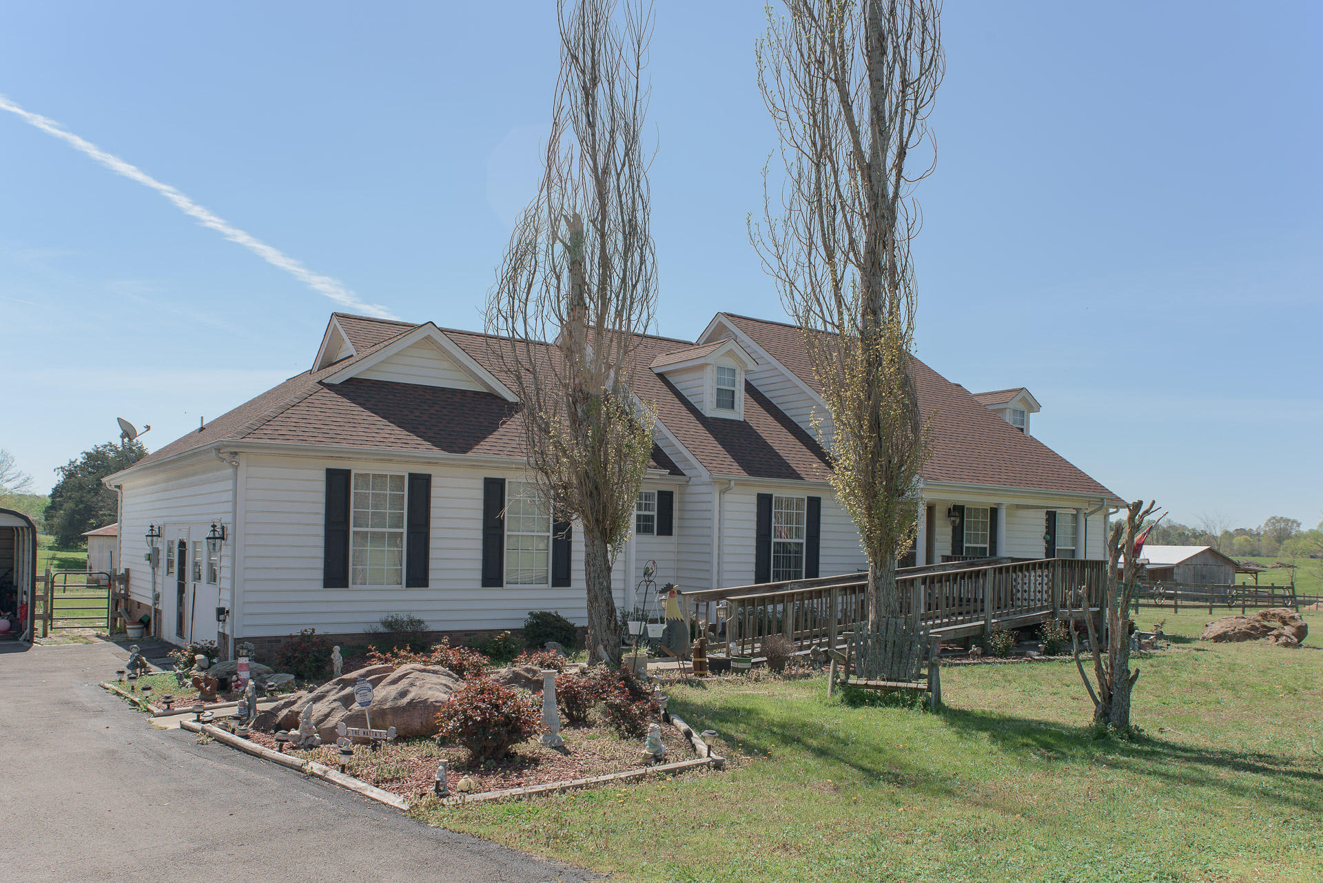 891 Durkee Road Southeast Cleveland, TN 37323 - Photo 5 of 41 Front View