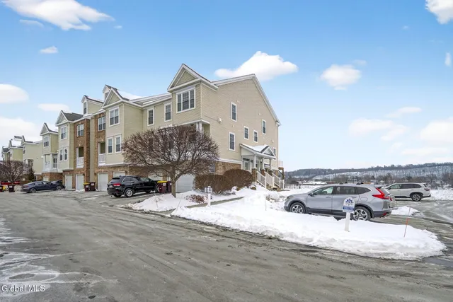 $315,000 | 4201 Admiral's Walk Drive, Cohoes, NY 12047