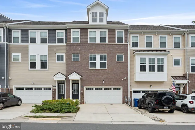 $5,500 | 3034 Declan Way, Falls Church, VA 22044